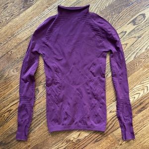 Sweaty Betty running top with cut out detail